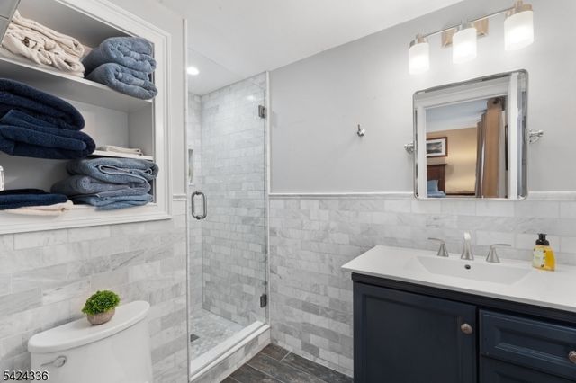 611 Boozer Ln, Hillsborough Twp., NJ 08844