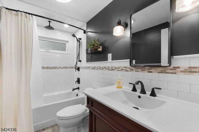 611 Boozer Ln, Hillsborough Twp., NJ 08844