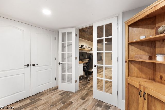 611 Boozer Ln, Hillsborough Twp., NJ 08844