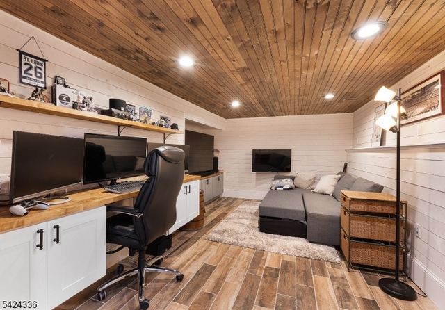 611 Boozer Ln, Hillsborough Twp., NJ 08844