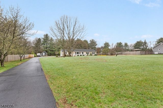 611 Boozer Ln, Hillsborough Twp., NJ 08844