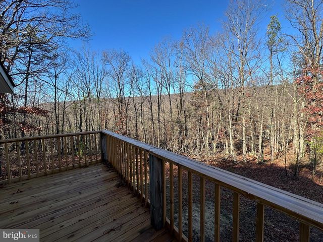 600 BUCK RUN RD, Delray, WV 26714