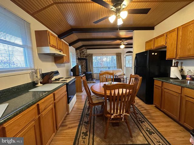 600 BUCK RUN RD, Delray, WV 26714