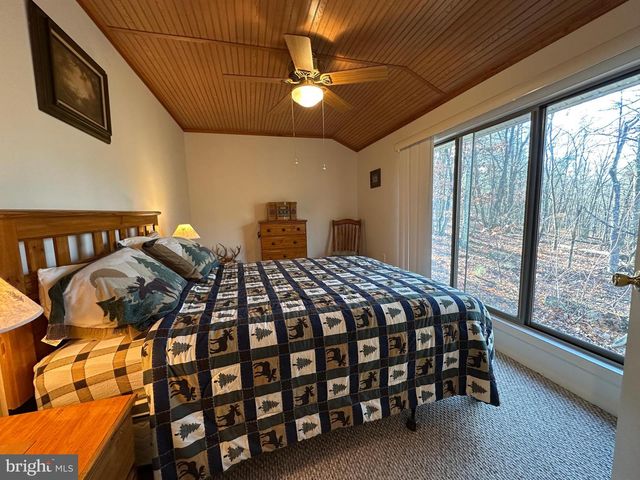 600 BUCK RUN RD, Delray, WV 26714