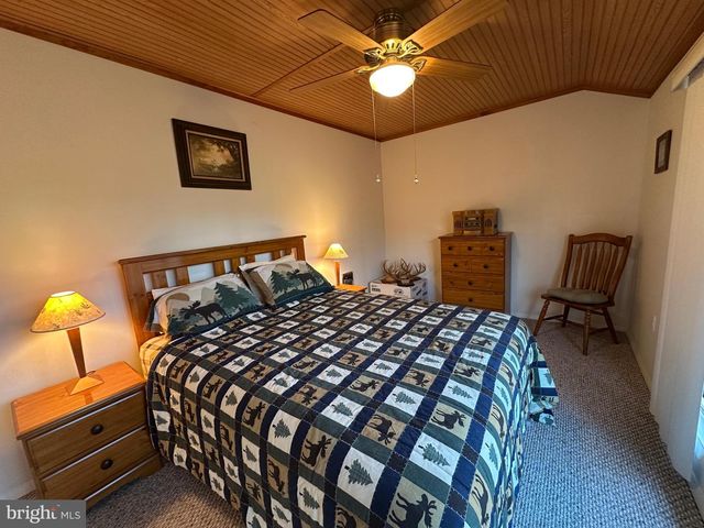 600 BUCK RUN RD, Delray, WV 26714