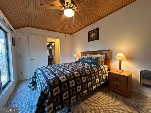 600 BUCK RUN RD, Delray, WV 26714