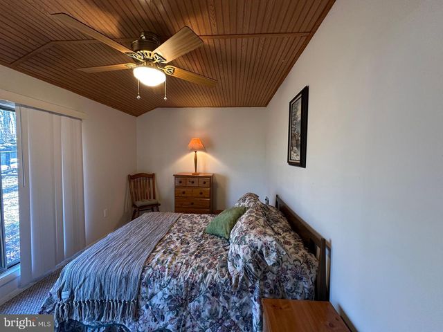 600 BUCK RUN RD, Delray, WV 26714