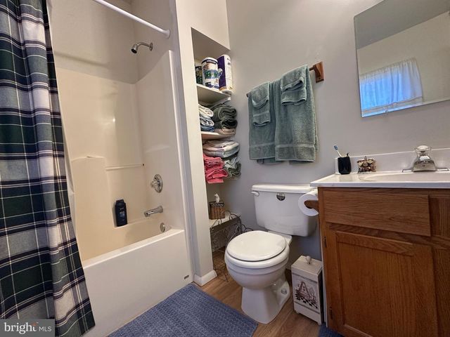 600 BUCK RUN RD, Delray, WV 26714