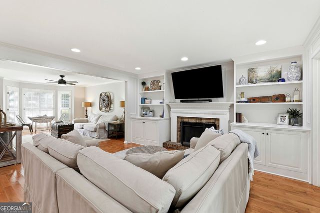202 Crown Pt, Peachtree City, GA 30269