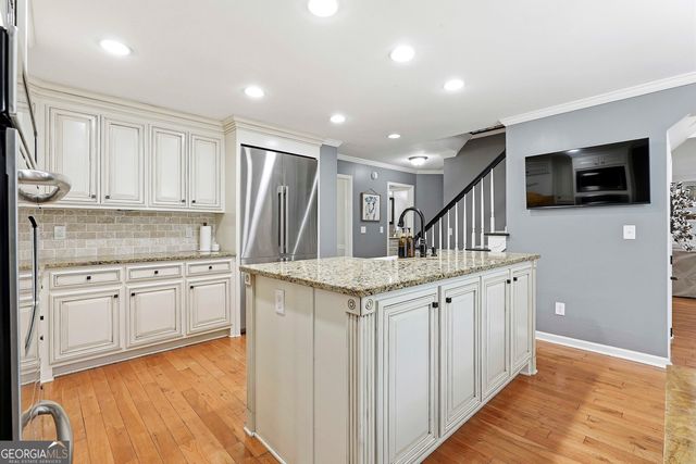 202 Crown Pt, Peachtree City, GA 30269
