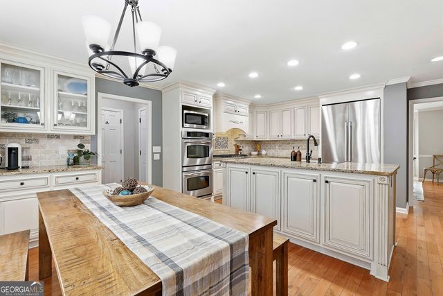 202 Crown Pt, Peachtree City, GA 30269
