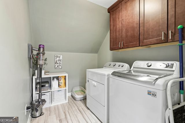 202 Crown Pt, Peachtree City, GA 30269