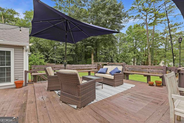 202 Crown Pt, Peachtree City, GA 30269