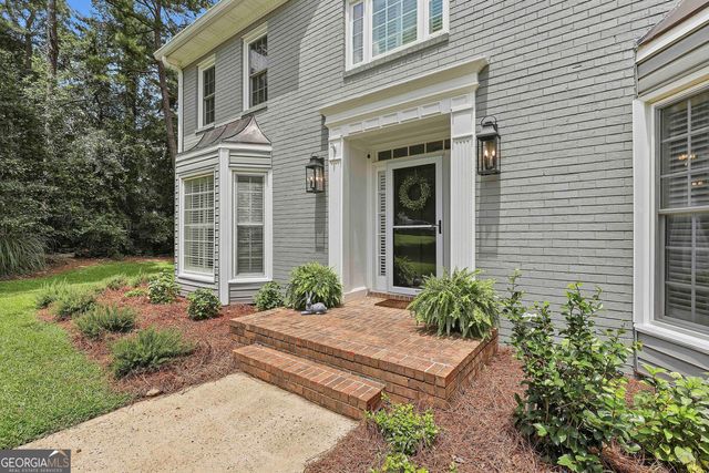 202 Crown Pt, Peachtree City, GA 30269