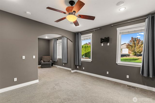 2945 Martin Place, East Wenatchee, WA 98802