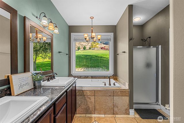 2945 Martin Place, East Wenatchee, WA 98802