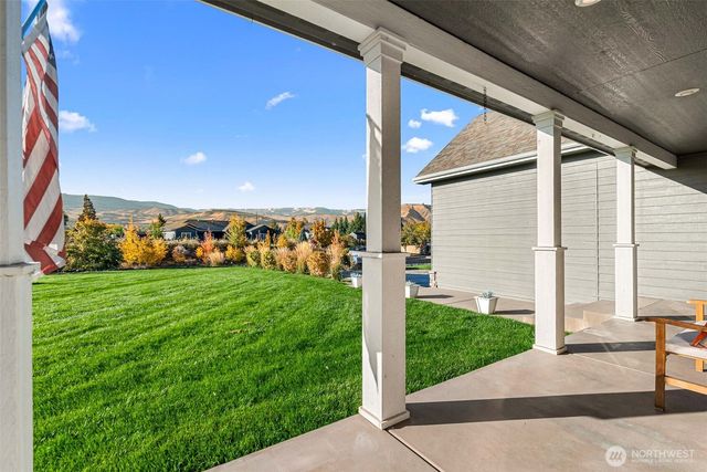 2945 Martin Place, East Wenatchee, WA 98802