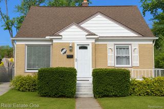 23079 Violet Street, Farmington, MI 48336