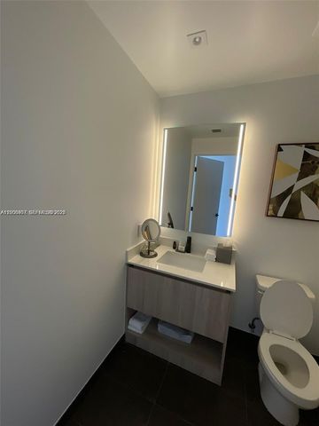 398 NE 5th St 2515, Miami, FL 33132