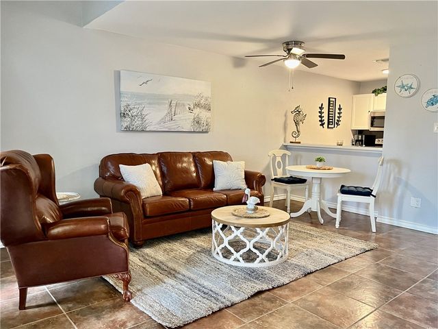 4141 Whiteley Dr 205, Corpus Christi, TX 78418