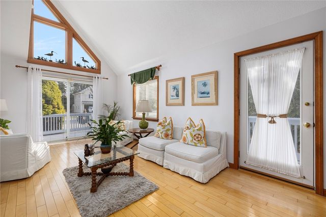 71 Willow Road, Charlestown, RI 02813