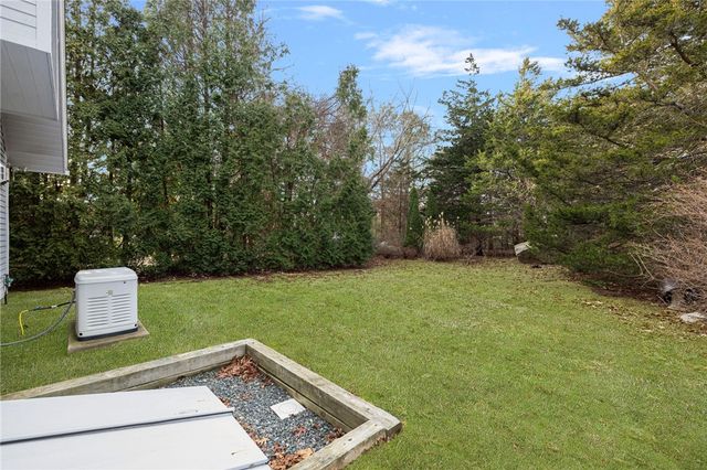 71 Willow Road, Charlestown, RI 02813