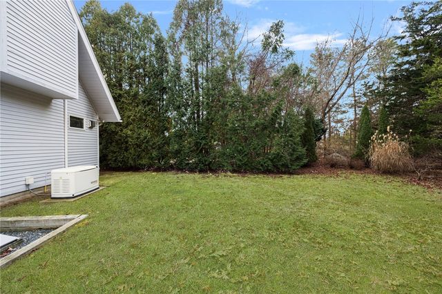 71 Willow Road, Charlestown, RI 02813