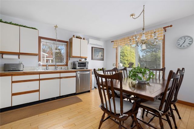 71 Willow Road, Charlestown, RI 02813