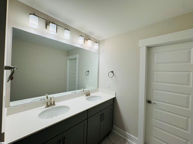 106 Armory Court, Ninety Six, SC 29666