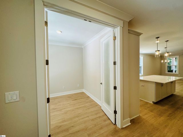 106 Armory Court, Ninety Six, SC 29666