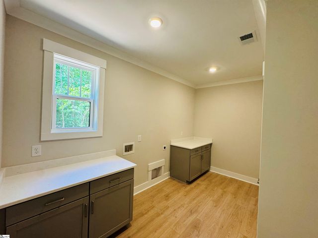 106 Armory Court, Ninety Six, SC 29666