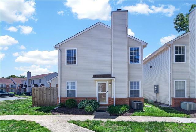 203 Quarter Trl Apt G, Newport News, VA 23608