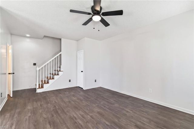 203 Quarter Trl Apt G, Newport News, VA 23608