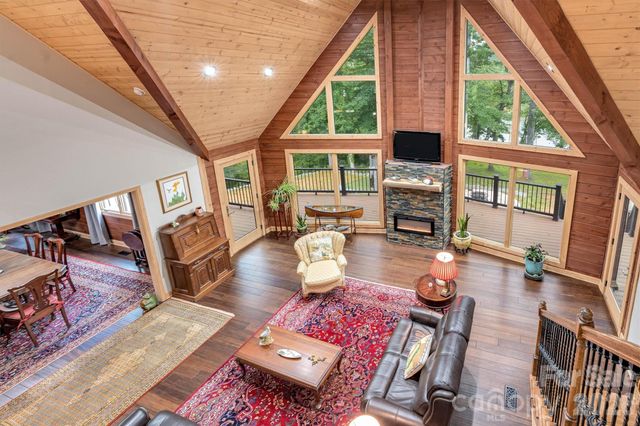 189 Edgewater Point NW 227, Valdese, NC 28690