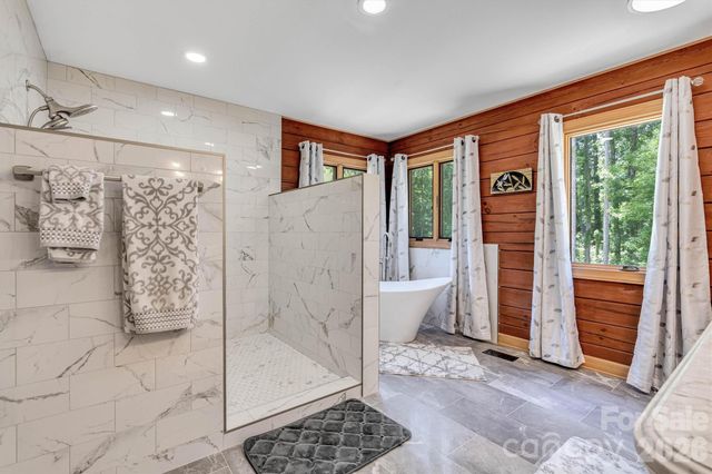 189 Edgewater Point NW 227, Valdese, NC 28690