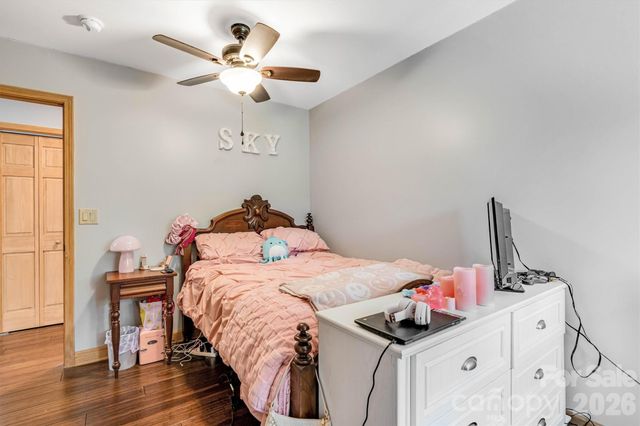 189 Edgewater Point NW 227, Valdese, NC 28690