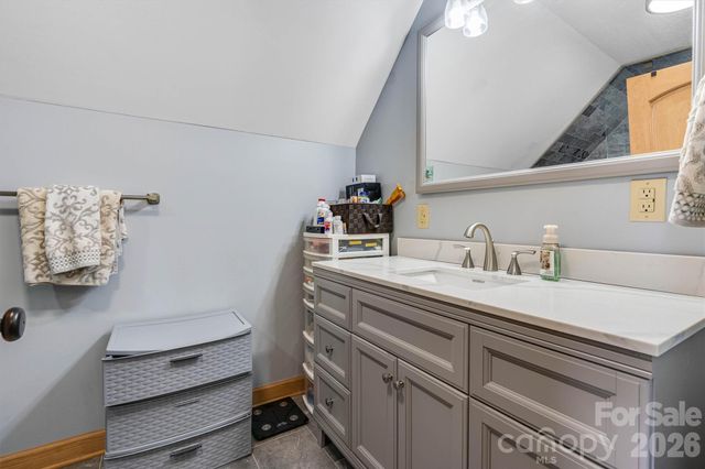 189 Edgewater Point NW 227, Valdese, NC 28690
