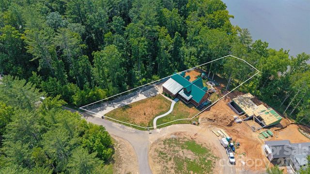 189 Edgewater Point NW 227, Valdese, NC 28690