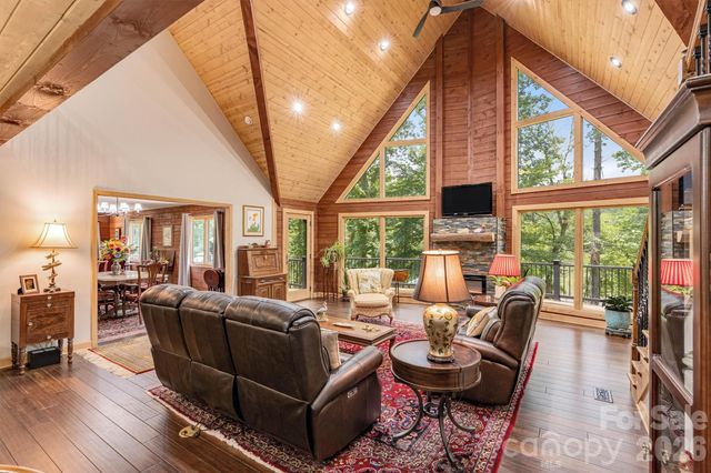 189 Edgewater Point NW 227, Valdese, NC 28690