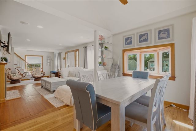 91 Easton Avenue, Portsmouth, RI 02871