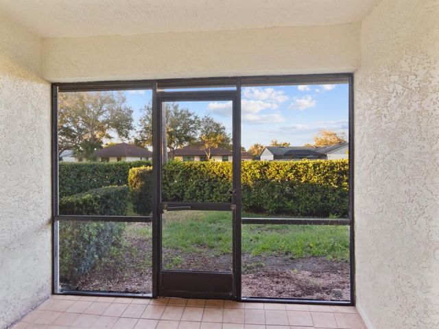 1607 Laurel Leaf Lane, Fort Pierce, FL 34950