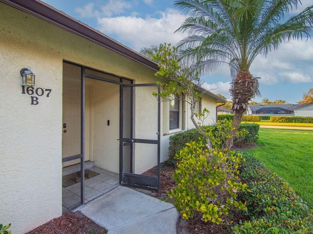 1607 Laurel Leaf Lane, Fort Pierce, FL 34950