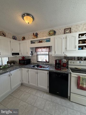 1015 HARVARD AVE, Camp Hill, PA 17011