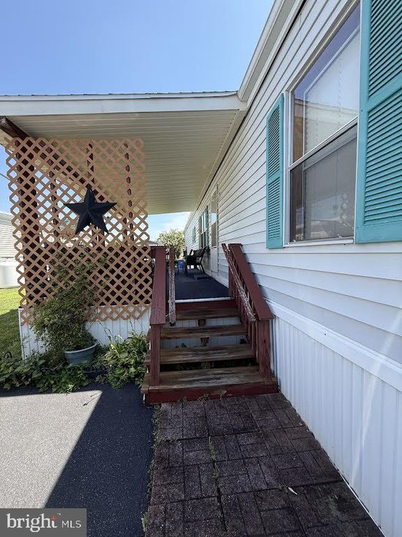 1015 HARVARD AVE, Camp Hill, PA 17011