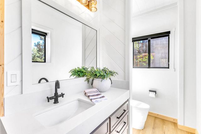 54655 Falling Leaf Road, Idyllwild, CA 92549