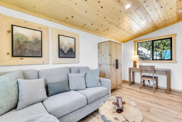 54655 Falling Leaf Road, Idyllwild, CA 92549