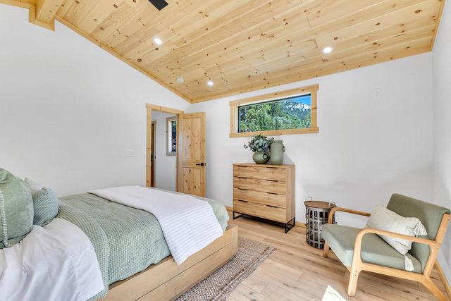 54655 Falling Leaf Road, Idyllwild, CA 92549