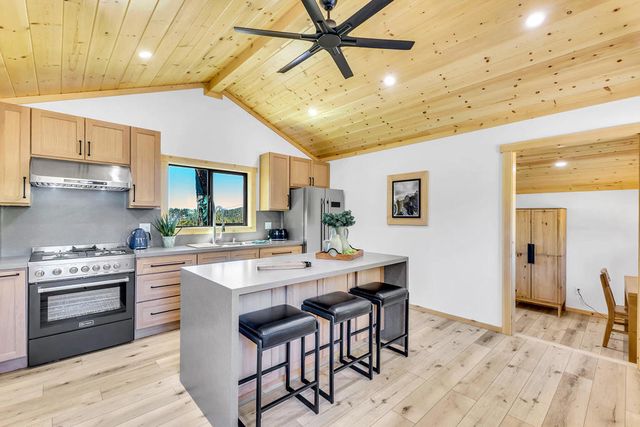 54655 Falling Leaf Road, Idyllwild, CA 92549