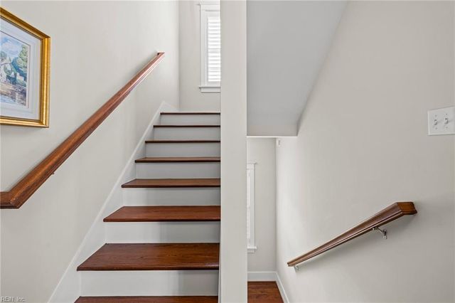 4056 Harlow ST, Virginia Beach, VA 23451