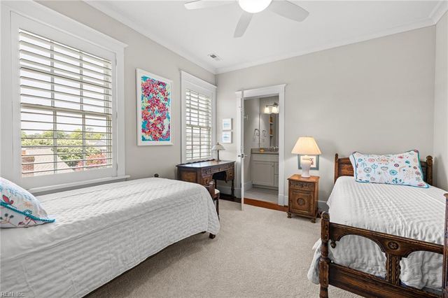 4056 Harlow ST, Virginia Beach, VA 23451